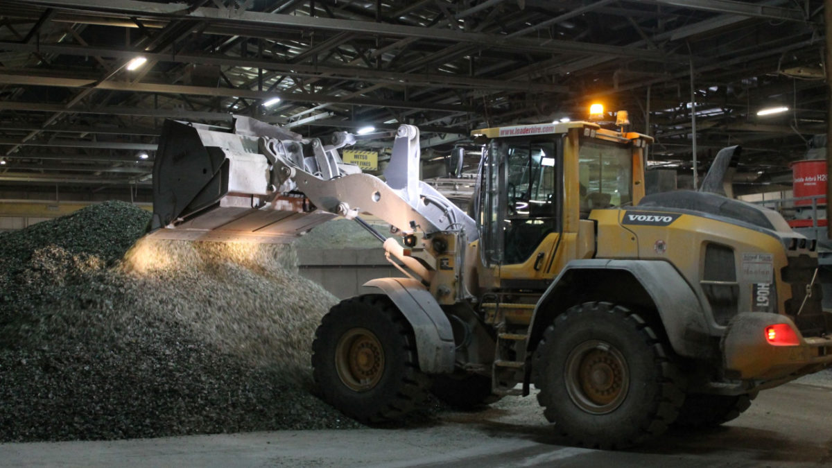 Glass recycling company Recresco adopts ZoneSafe Proximity Warning