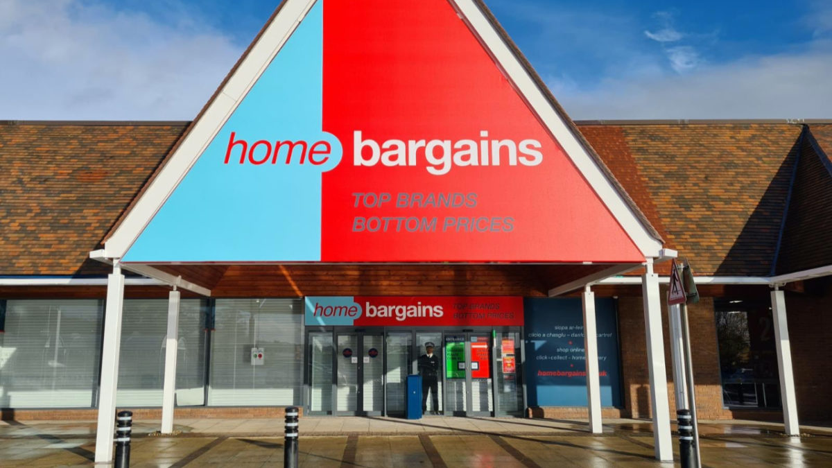 Home Bargains opens new store in Barry, creating 62 new jobs with £4m