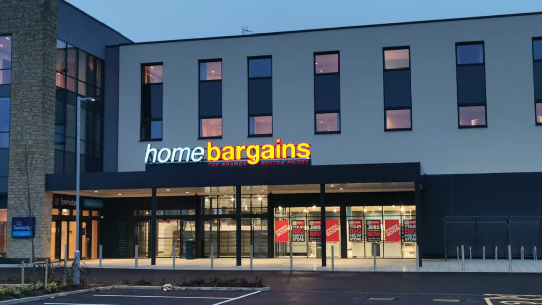 Home Bargains opens new store in Faringdon, creating 48 new jobs with £