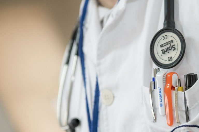 OYO announces free room nights for NHS workers through OYO Rooms for Carers