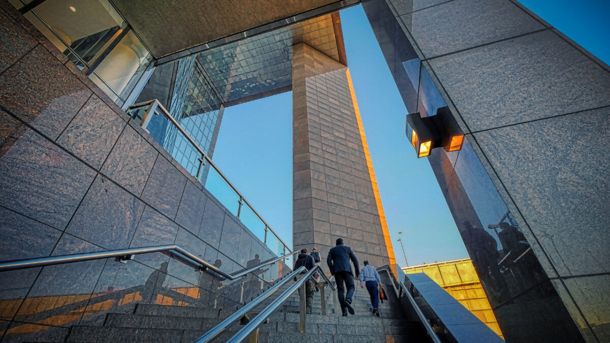 beqom launches intelligent PaySuite to end spreadsheet-led compensation ...